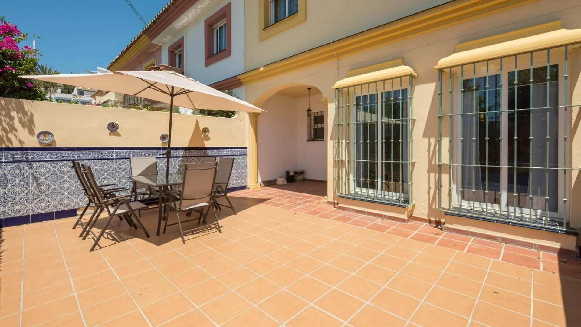 Apartment Castillo Sohail Townhouse Near The Beach By Costarentals - Ref 101 Fuengirola