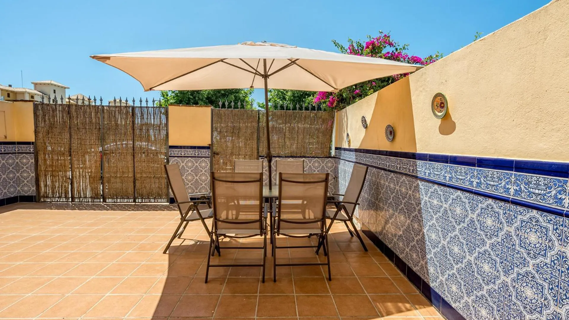 Castillo Sohail Townhouse Near The Beach By Costarentals - Ref 101 Fuengirola Apartment