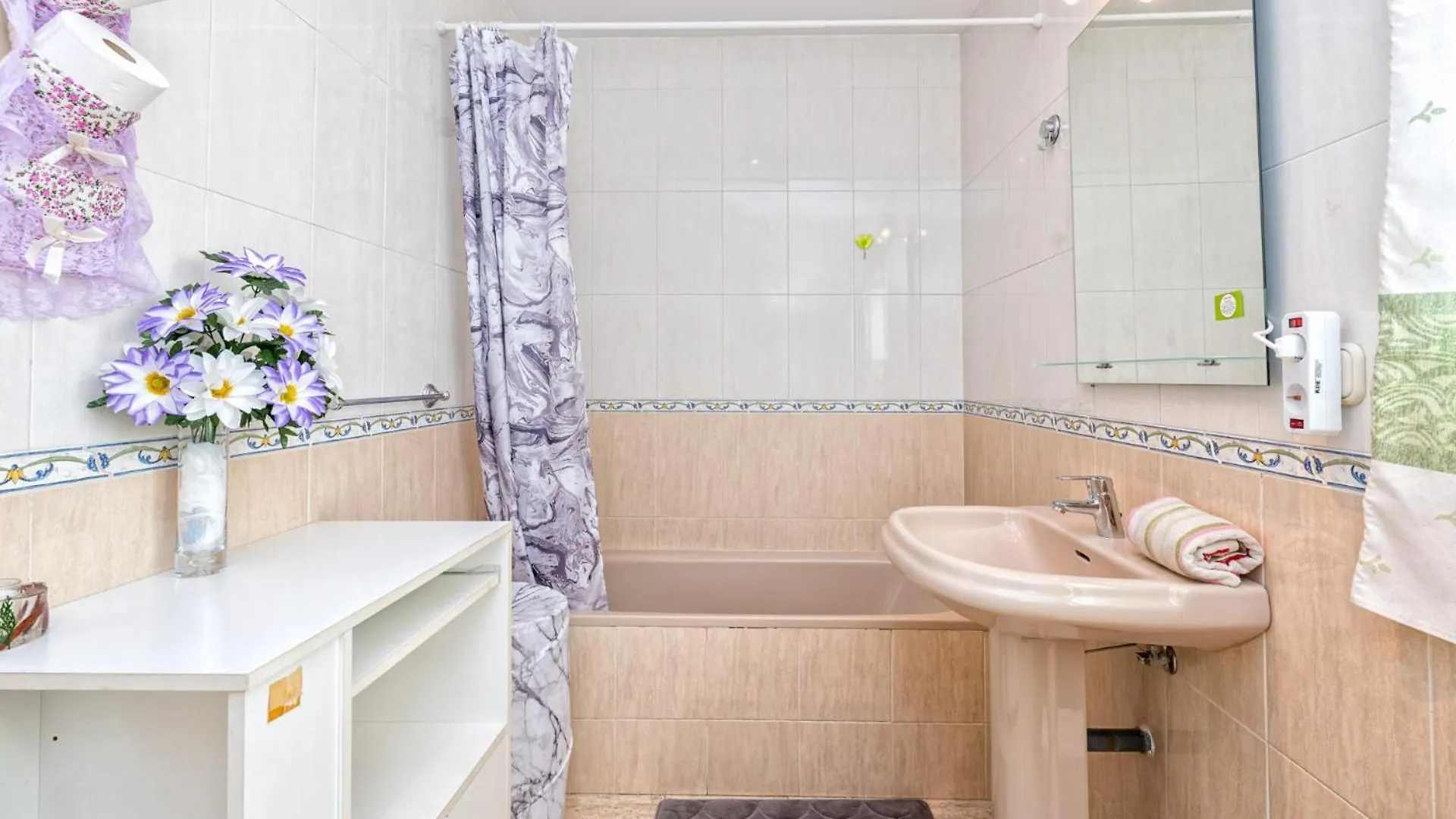 Castillo Sohail Townhouse Near The Beach By Costarentals - Ref 101 Fuengirola Spain