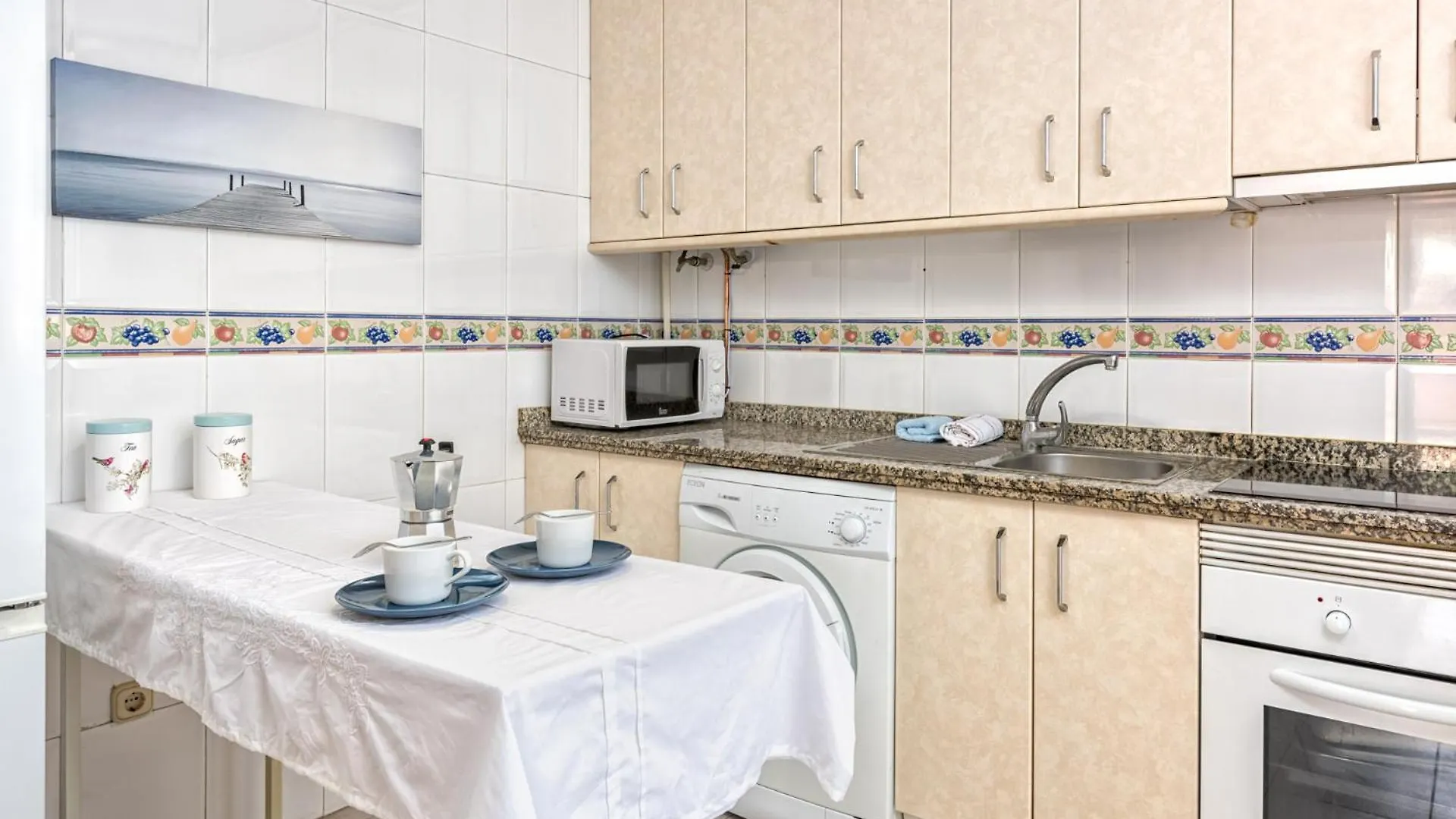 Castillo Sohail Townhouse Near The Beach By Costarentals - Ref 101 Fuengirola 0*,  Spain