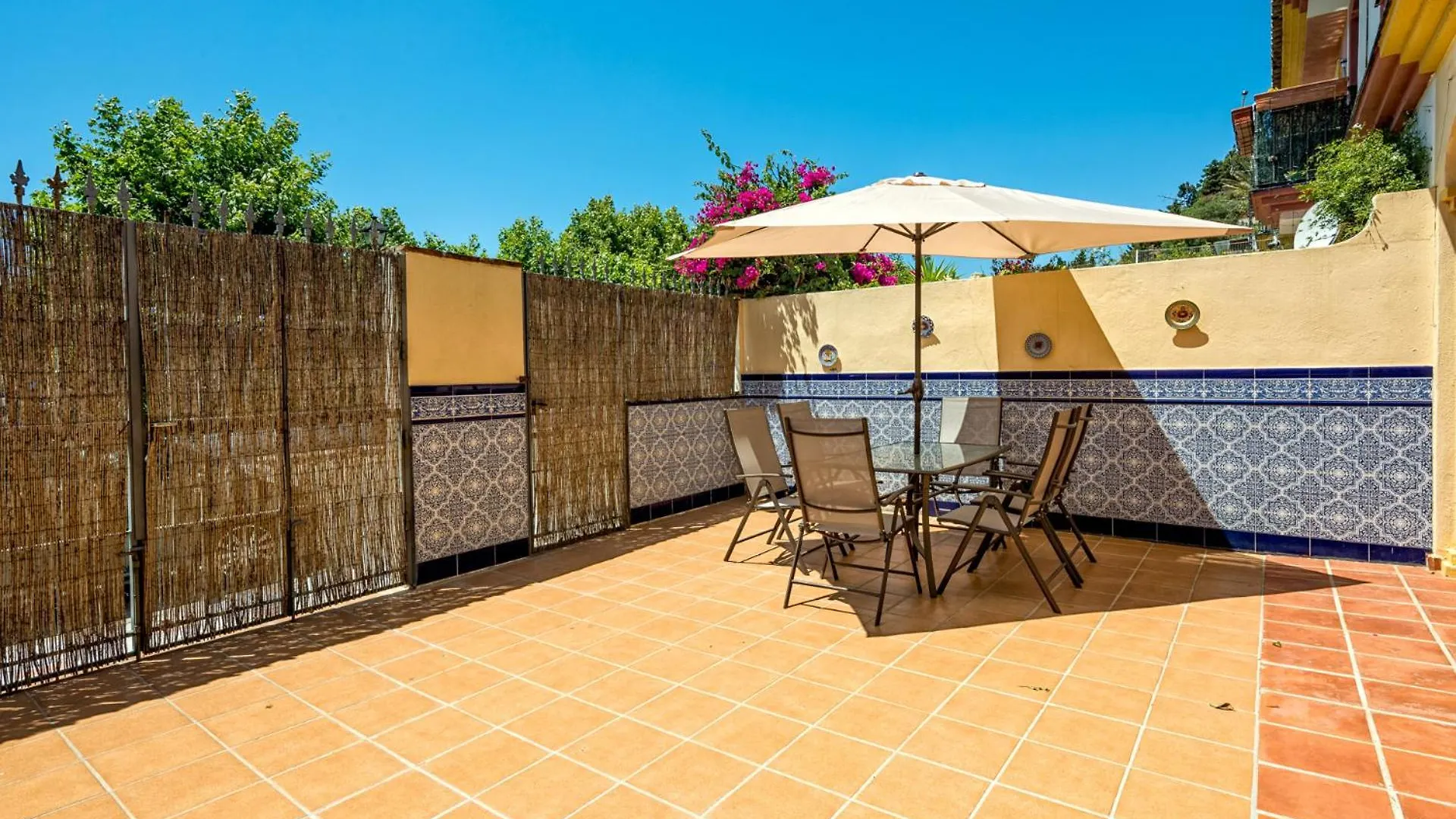 Castillo Sohail Townhouse Near The Beach By Costarentals - Ref 101 Fuengirola Spain