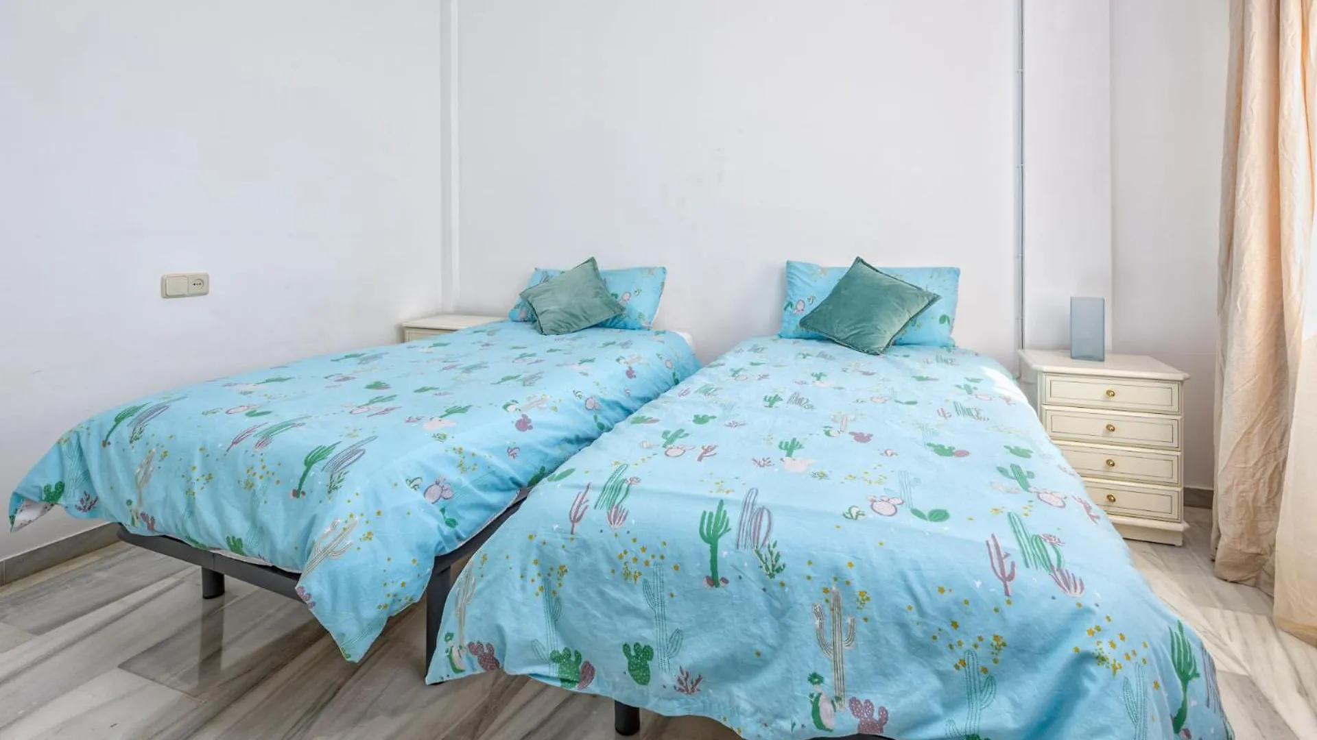 Castillo Sohail Townhouse Near The Beach By Costarentals - Ref 101 Fuengirola Apartment